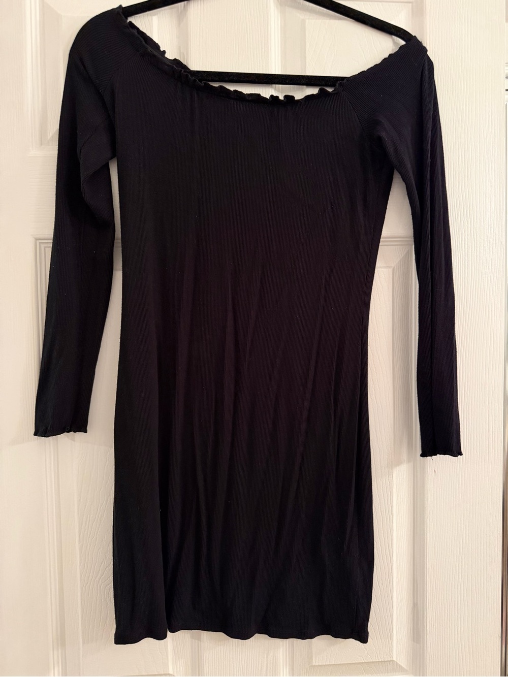 Garage Black Off-The-Shoulder Long Sleeve Dress